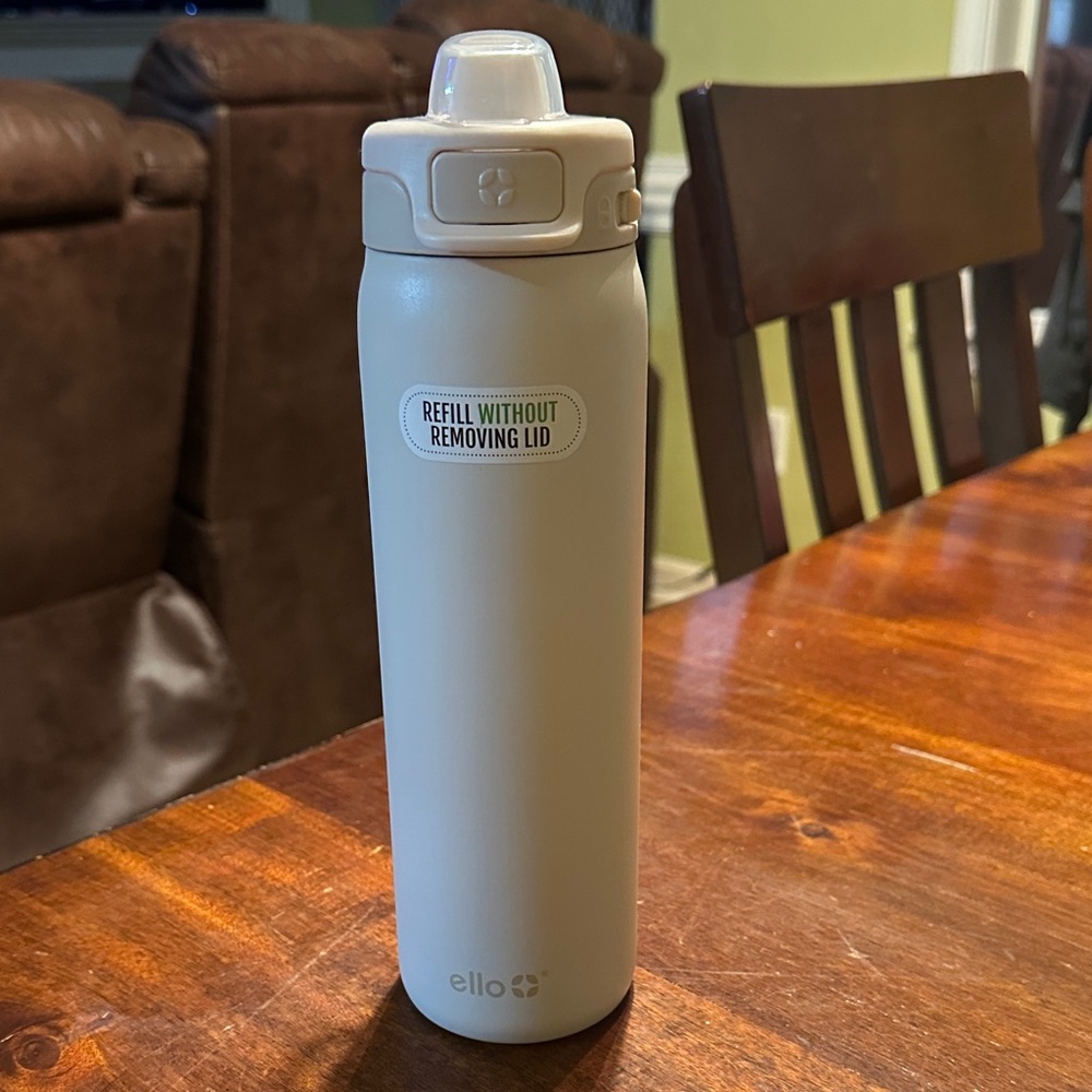 Ello Cream Water Bottle